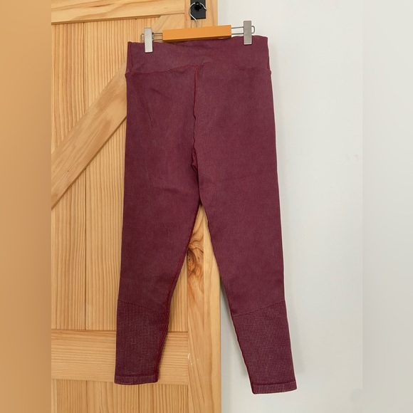 Burgundy Ribbed Leggings Offline Aerie Size XL - Picture 3 of 3